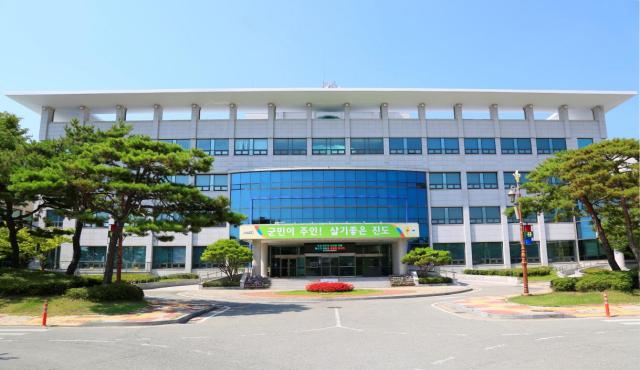 진도군은 해양수산부가 주관한 ‘2026년 친환경 양식어업 육성사업 분야’ 공모에 최종 선정돼 총사업비 54억 원을 확보했다사진진도군
