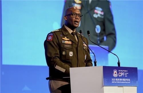 USFK Commander Javier Brunson delivers a keynote speech at the 2nd Korea-US Joint Policy Forum in Seoul.