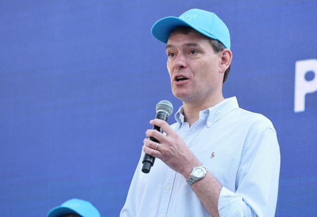 Jacques Flies the Ambassador of Luxembourg to South Korea welcomes participants of Palace Walk Seoul 2026 during an opening ceremony in central Seoul on May 31 AJP Yoo Na-hyun