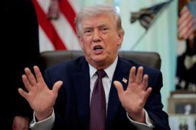 Trump Delays Announcement on Iran Agreement, Raising Uncertainty Over Peace Talks