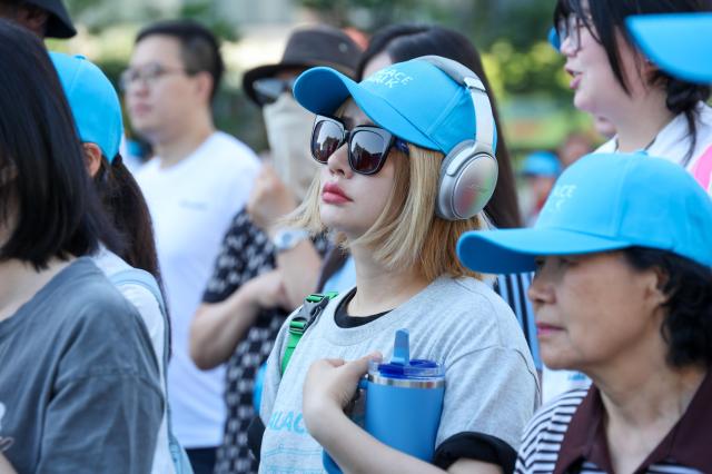 Participants of Palace Walk Seoul 2026 enter the Gyeongbokgung Palace in central Seoul on May 31 2026 AJP Yoo Na-hyun


