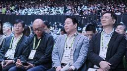 [WHY?] 생존 기로에 섰다는 교육 빅3, 글로벌·시니어에 눈 돌린 이유