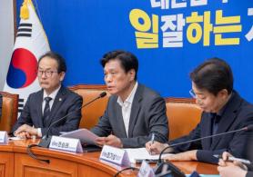 [6·3 Local Elections] Democratic Party Targets Kim Kwan-young and Cho Kuk Ahead of Elections