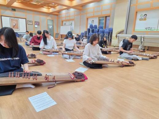 마늘대 자르고 가야금 뜯고…세계유산 품은 고령의 1박2일 체험기
