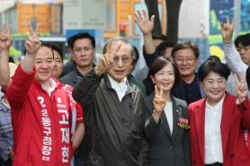 Lee Myung-bak Supports Candidates Ahead of Seoul Mayor Election