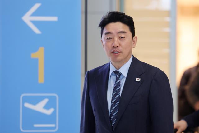 Korea, Canada deepen advanced industry ties with MOUs in defense, space sectors