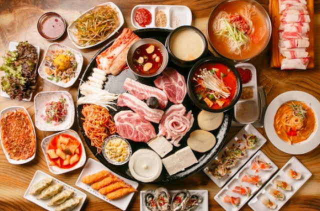 This photo captured from a Korean webpage 4blog shows authentic Korean K-bbq setting 