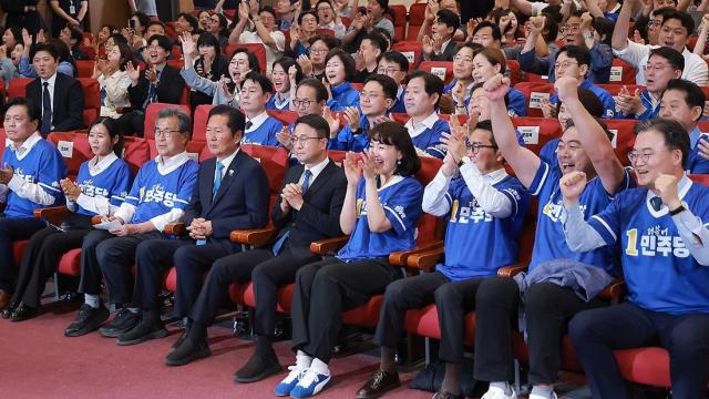 6·3地方選挙の放送3社共同出口調査…全国のほとんどの地域で「共に民主党」優勢
