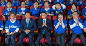 Democratic Party Claims Exit Polls Reflect Support for Lee Jae-myungs Government