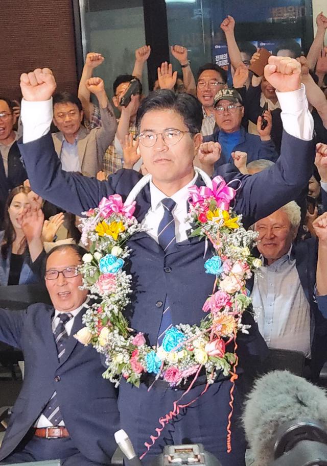 이원택 전북특별자치도지사 당선인사진이원택 선거사무소