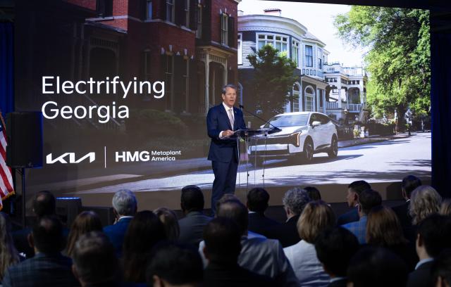 Kia begins production of hybrid version of Sportage SUV at Georgia plant
