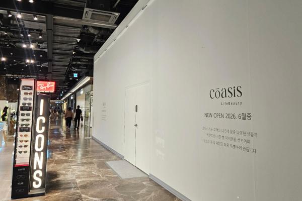 Coasis third store opening at Hyundai Outlet Garden Five in Songpa-gu, Seoul