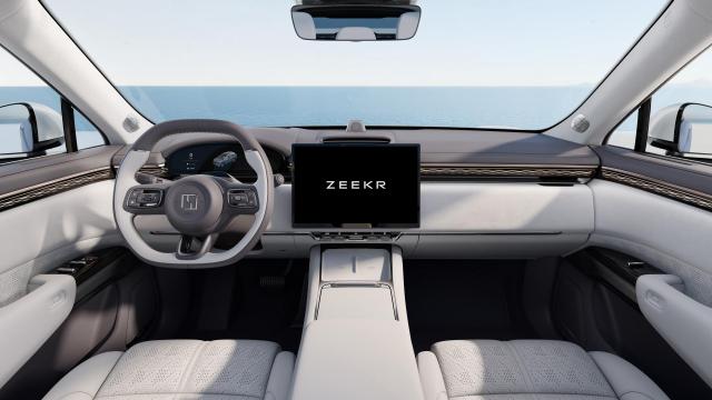 7X driver's seat photo ZEEKER Korea