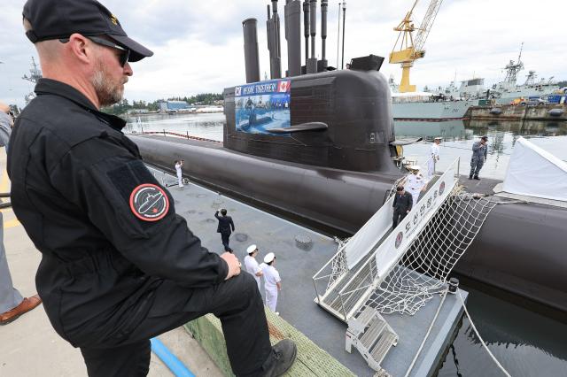 South Korea pushes hydrogen trucks in final pitch for Canadas submarine race