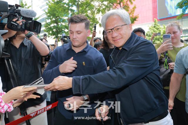 사진유대길 기자 dbeorlf123ajunewscom