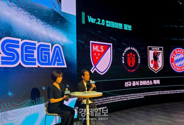 히사이 카츠야 세가 SFCC 총괄 프로듀서오른쪽가 SFCC 2026에 새로 추가된 라이선스를 발표하고 있다 사진류청빛 기자