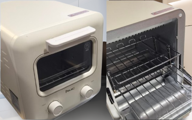 Front left view and interior of NUC Electronics' Mini Oven Toaster, photo by reporter Hyunmi Jo