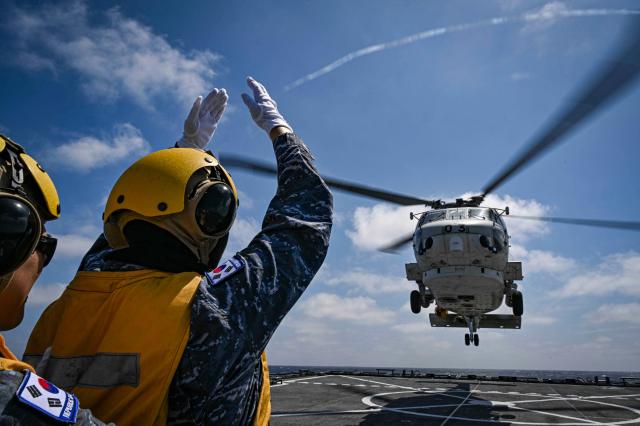 Seoul, Tokyo hold first rescue drill in 9 years