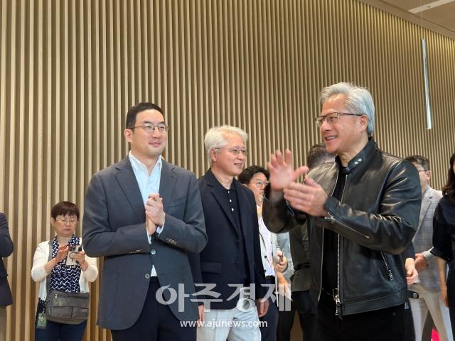 Koo Kwang-mo, chairman of LG Group, holds a media briefing after a meeting with Jensen Huang, CEO of Nvidia, at LG Twin Tower in Yeouido, Seoul, on June 8.