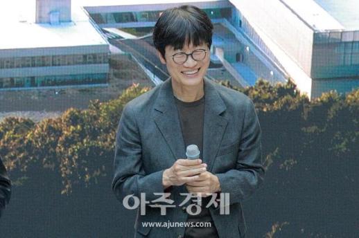 [포토] 미소 보이는 ​​​​​​​이해진 네이버 의장