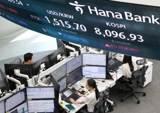 KB금융 차기 회장 레이스 시동…양종희 두각 속 내부후보·지배구조 변수