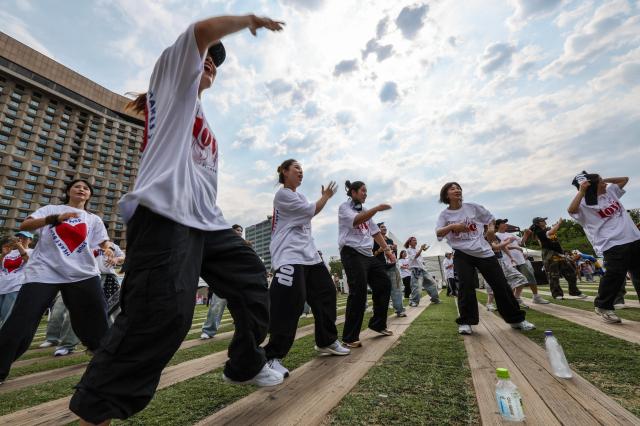  Healthcare-themed event kicks off in central Seoul
