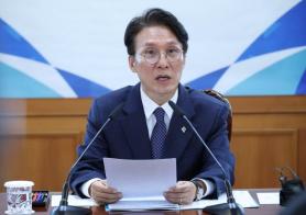 Prime Minister Kim Calls for Urgent Attention to Youth Voting Rights