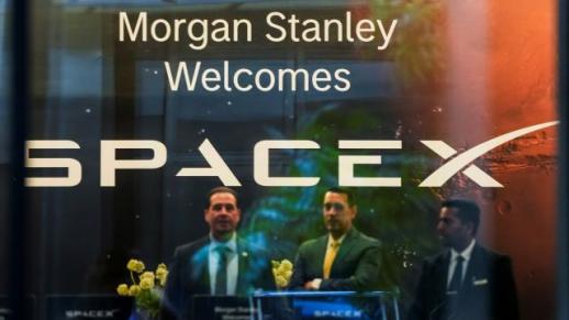 SpaceX debut threatens to siphon capital from Koreas chip rally