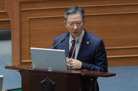 Justice Minister Calls for Investigation into Election Ballot Shortage