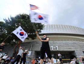 South Koreas 20s and 30s were born into democracy, which explains their anger