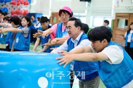 [포토] 박홍근 기획예산처 장관, 제19기 행복공감봉사단 3차 봉사활동 참석