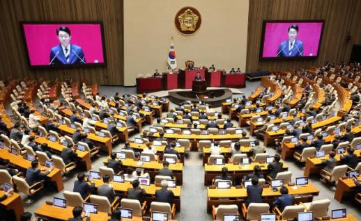 국회, 본회의서 투표용지 부족 국조 요구서 보고…선관위 개혁 시작