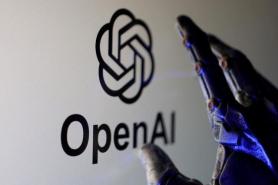 OpenAI Considers Lowering AI Service Fees to Compete with Anthropic