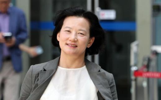 대장동 항소포기 비판 정유미 강등 취소 판결...법원 이례적 인사 조치