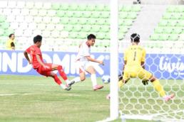 동남아 U19 챔피언십, 베트남 씁쓸한 퇴장... 누리꾼들 "편법 부끄럽다"