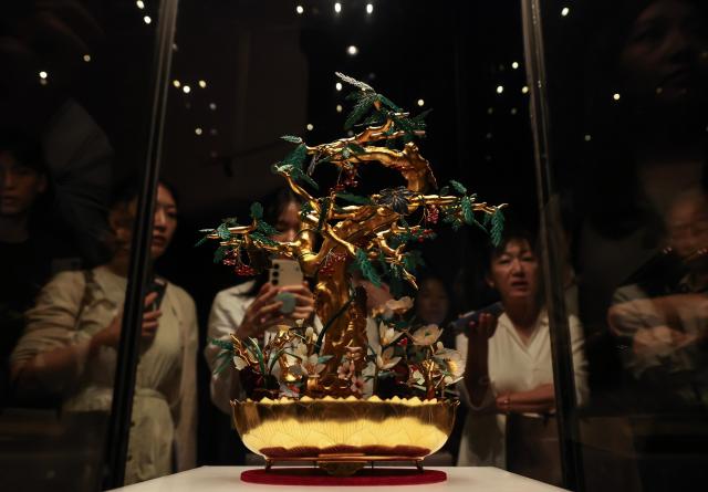 A shipwreck, a gift and 140 Years of friendship between Korea and France
