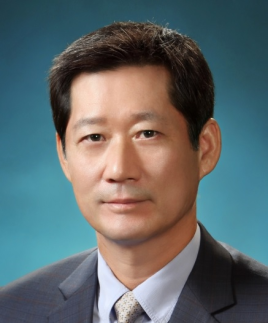 [ABC 금융AI시대=정몽윤 현대해상 회장]  원칙과 내실로 성장한 50조 금융그룹, 보험의 본질을 지키는 경영자