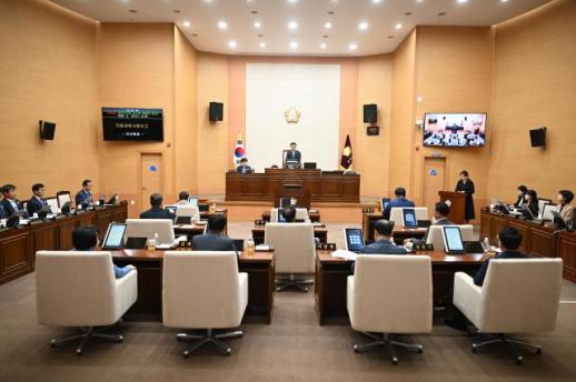 완주군의회, 제9대 의회 4년 여정 마무리