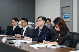 반도체 호황에도 고용·투자·소비 부진…노무라 낙수효과 의문