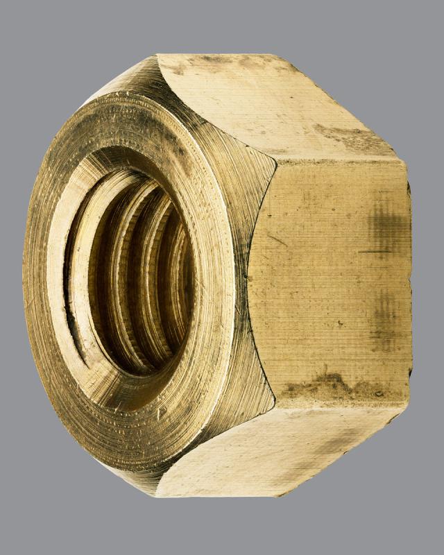 김경태b 1983 Brass Hex Nut M11IMG 2016 Archival pigment print 225 x 180 cm Courtesy of the artist 이미지국제갤러리