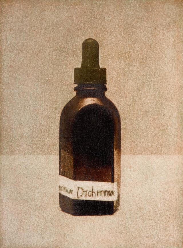 김수강b 1970
〈Chemical Bottle 3〉
1997
Gum bichromate print
195 x 145 cm
Courtesy of the artist
이미지 제공 국제갤러리