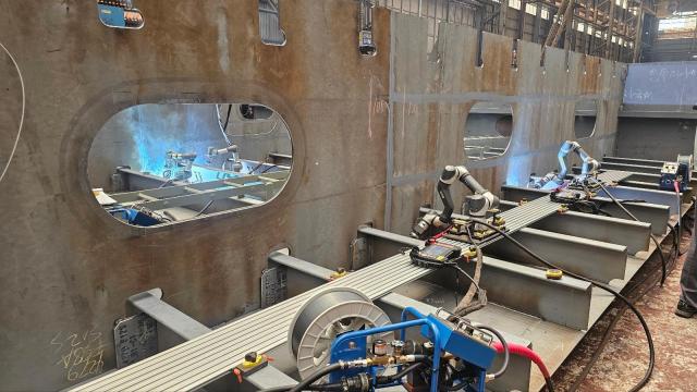 Collaborative robot for flat block assembly at HD Hyundai Heavy Industries