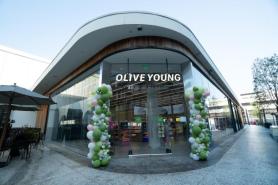 Olive Young mở cửa cửa hàng thứ hai tại California, thúc đẩy sự phát triển của K-beauty