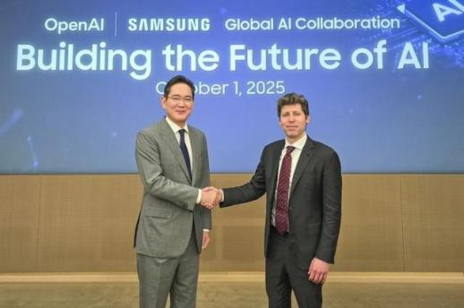 AI 못 잡으면 도태···재계, 챗GPT·클로드 도입하며 AX 가속페달