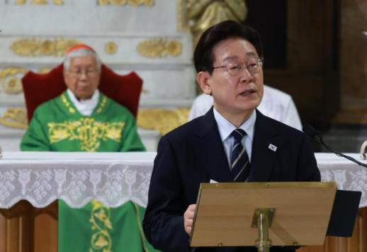 李在明支持率四连跌 国民力量党反超共同民主党