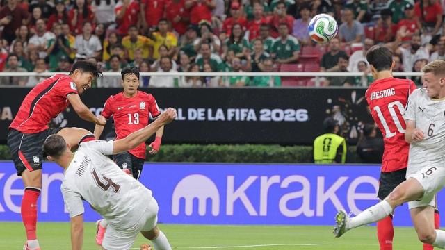 South Korea wins against Czech Republic in their first match