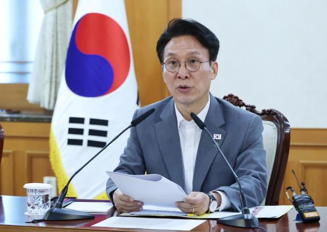 김민석 국무총리가 15일 서울 종로구 정부서울청사에서 열린 제3차 국토공간 대전환 범정부 추진협의회에서 발언하고 있다 사진연합뉴스
