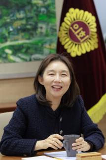 [광화문 뷰]최호정 의장을 보내며