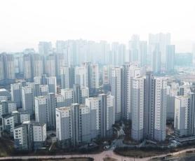 Housing Prices Surge Beyond Seoul, Prompting Stricter Regulations