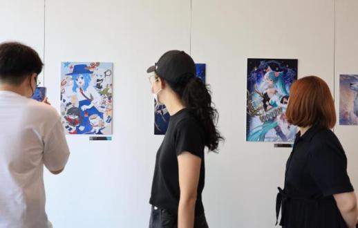 Enjoying my favorite game artworks at Nexon Developers Conference